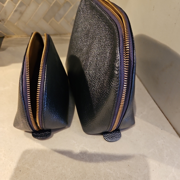 Cuyana travel set - Picture 2 of 11